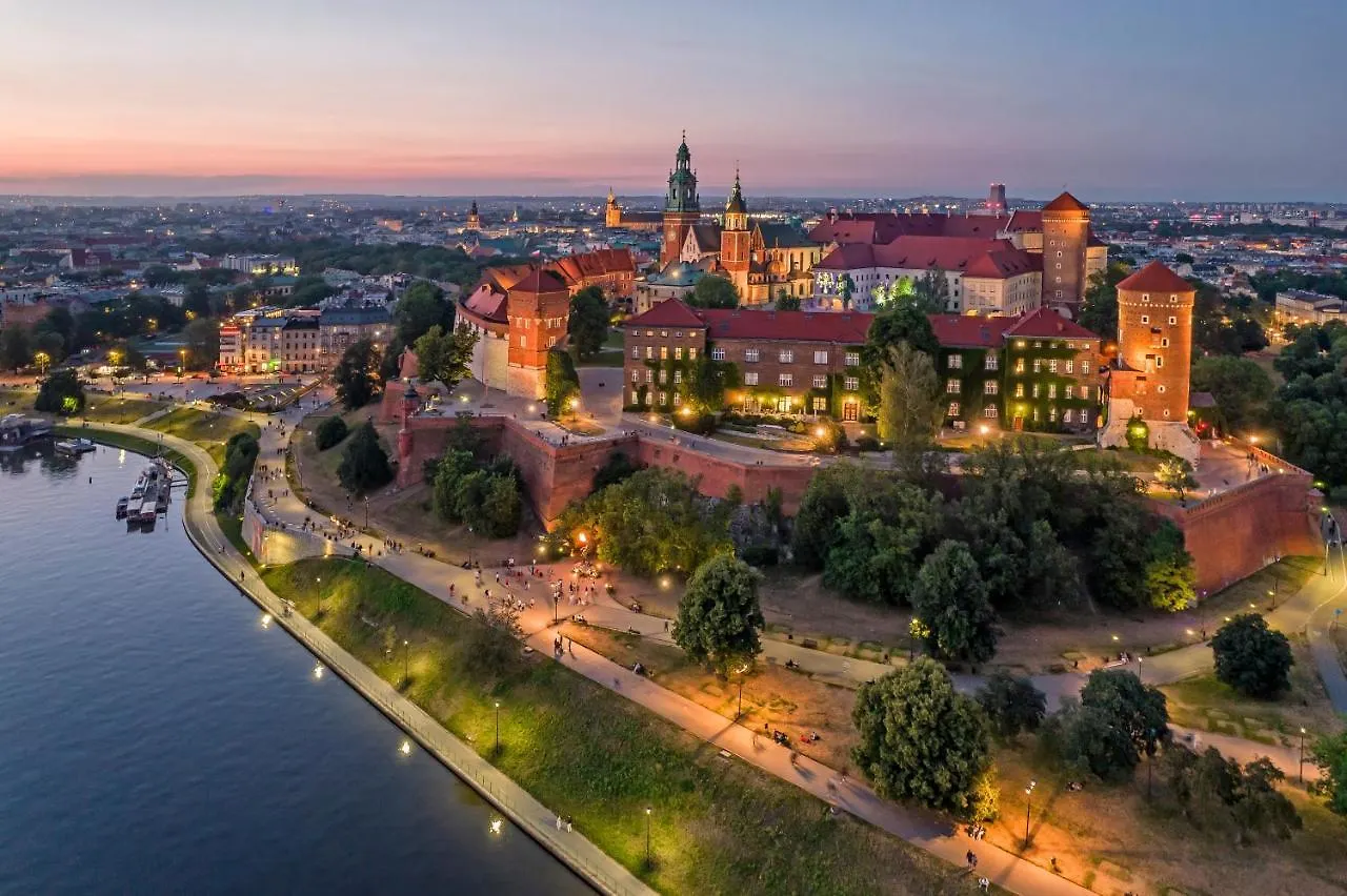 Hyatt Place Cracovia 4*,  Polonia